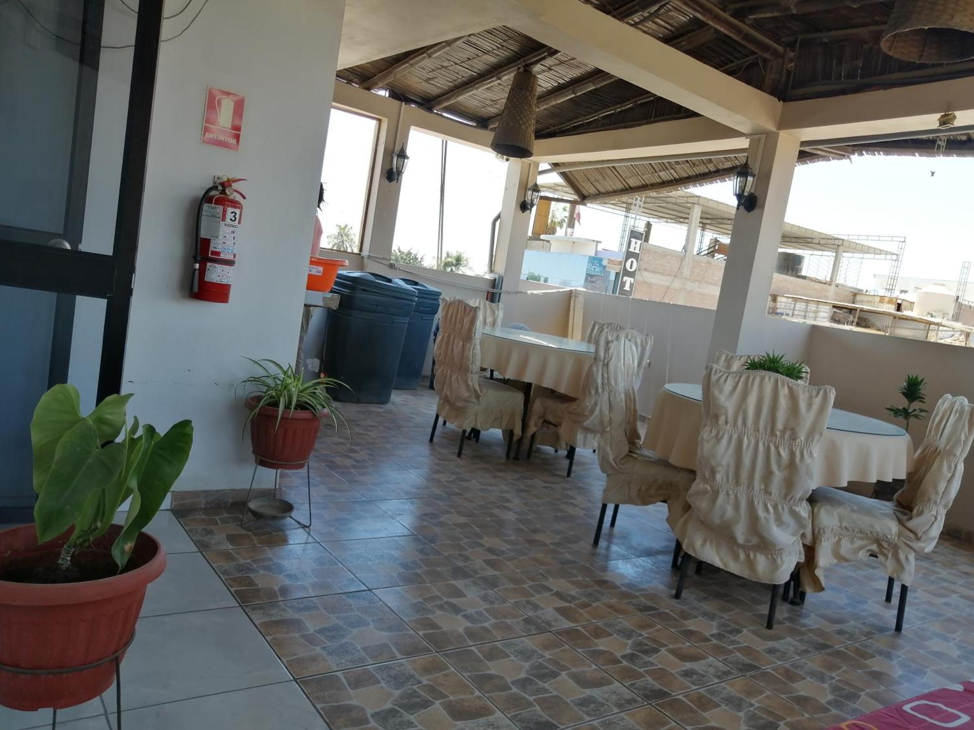 Hostal Boulevard Νάζκα Εξωτερικό φωτογραφία