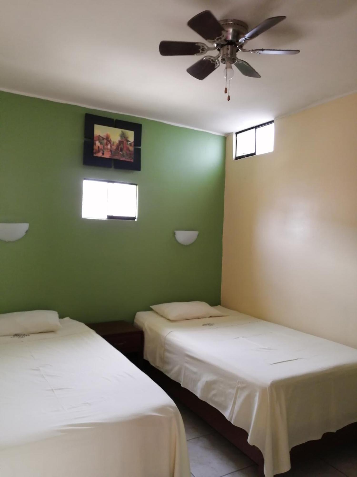 Hostal Boulevard Νάζκα Εξωτερικό φωτογραφία