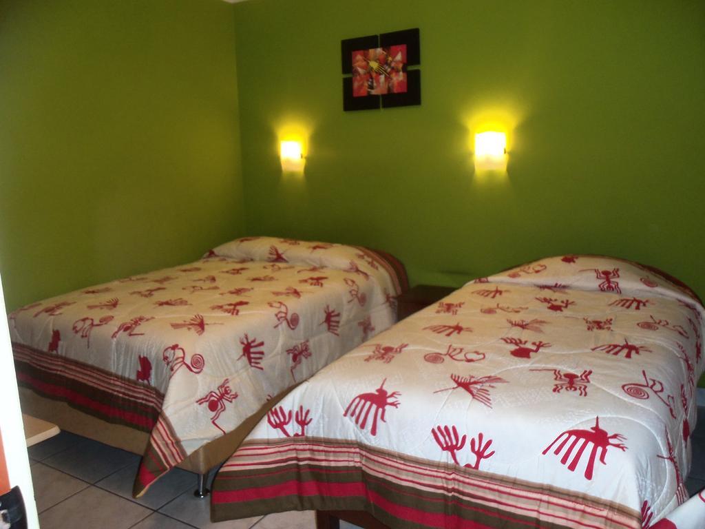 Hostal Boulevard Νάζκα Εξωτερικό φωτογραφία