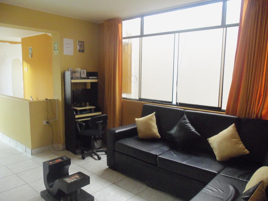 Hostal Boulevard Νάζκα Εξωτερικό φωτογραφία