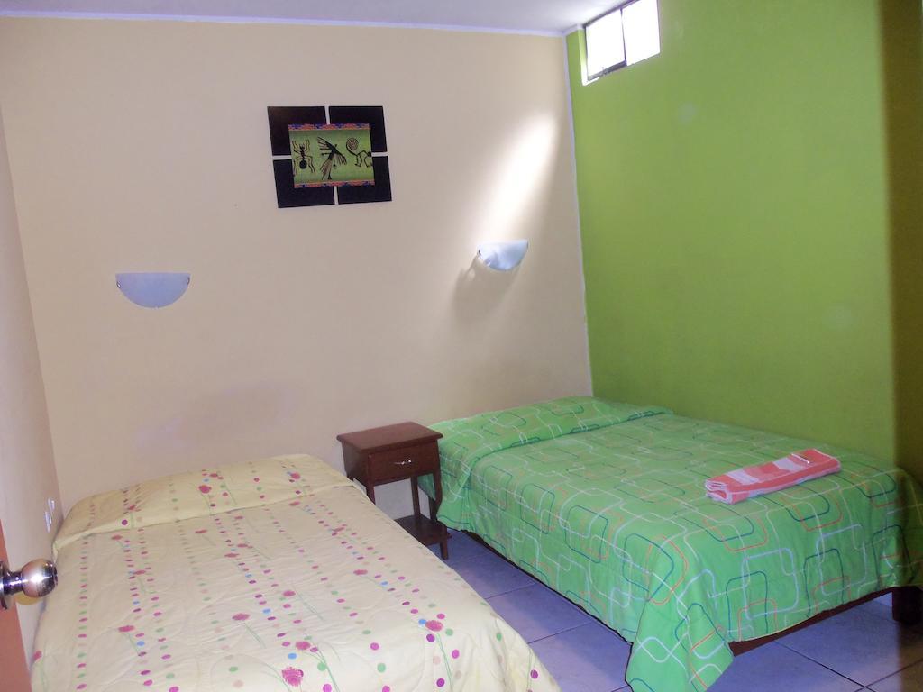 Hostal Boulevard Νάζκα Εξωτερικό φωτογραφία